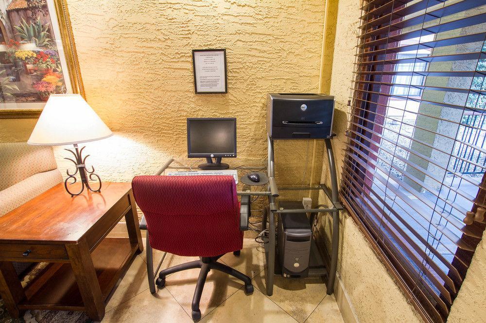 Quality Inn & Suites Goodyear - Phoenix West Eksteriør bilde
